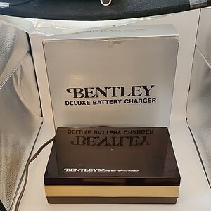 Vintage 1985 Bentley Deluxe B-15 Battery Charger